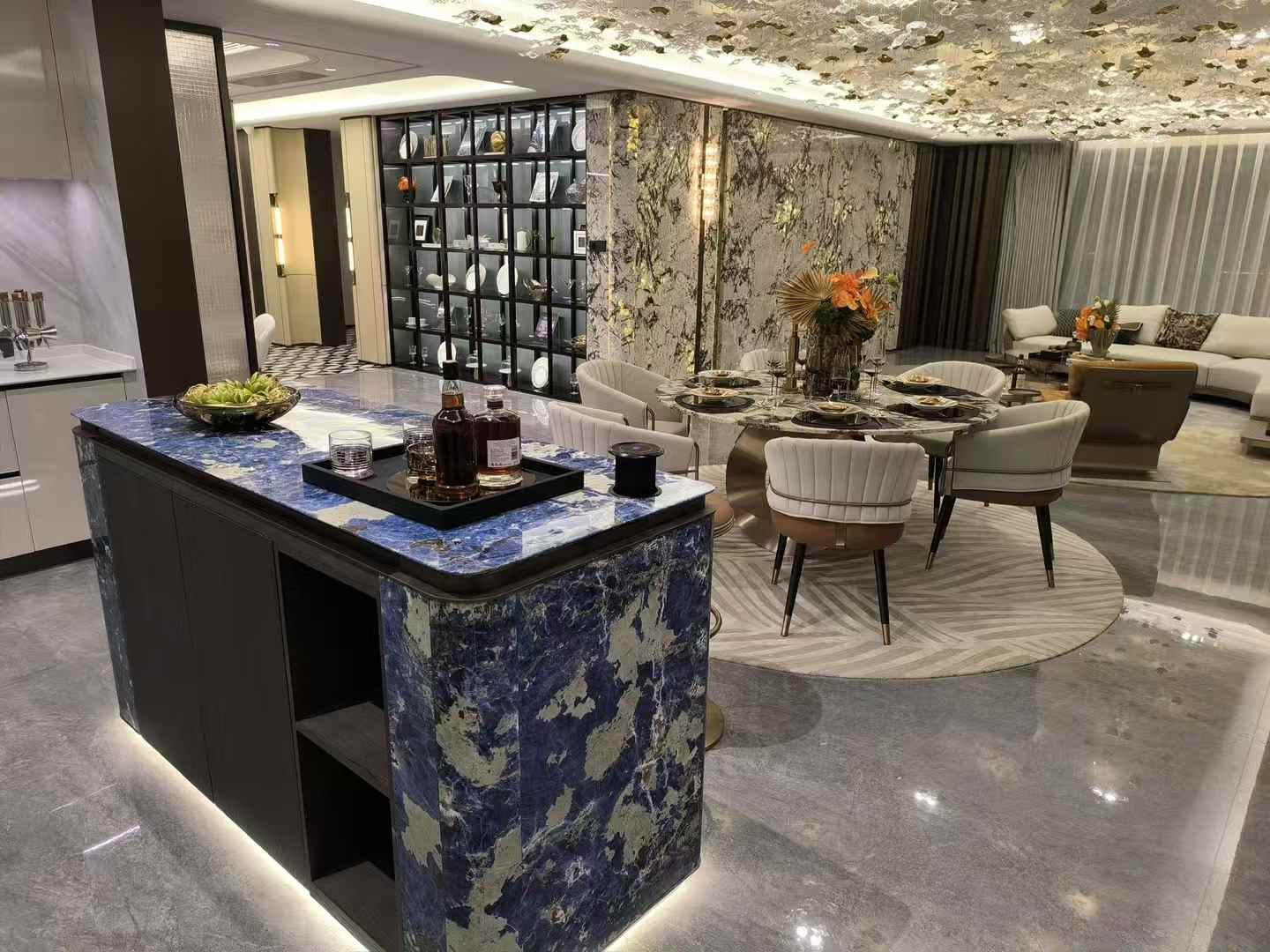أفضل 3 أحجار زرقاء طبيعية لتصميم فاخر