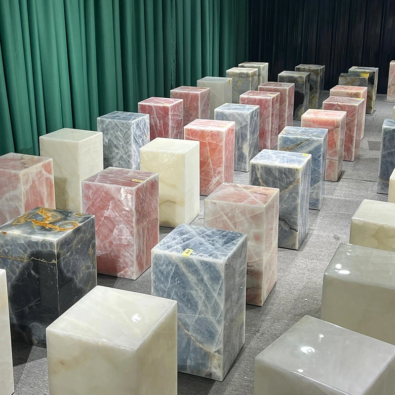 onyx plinth